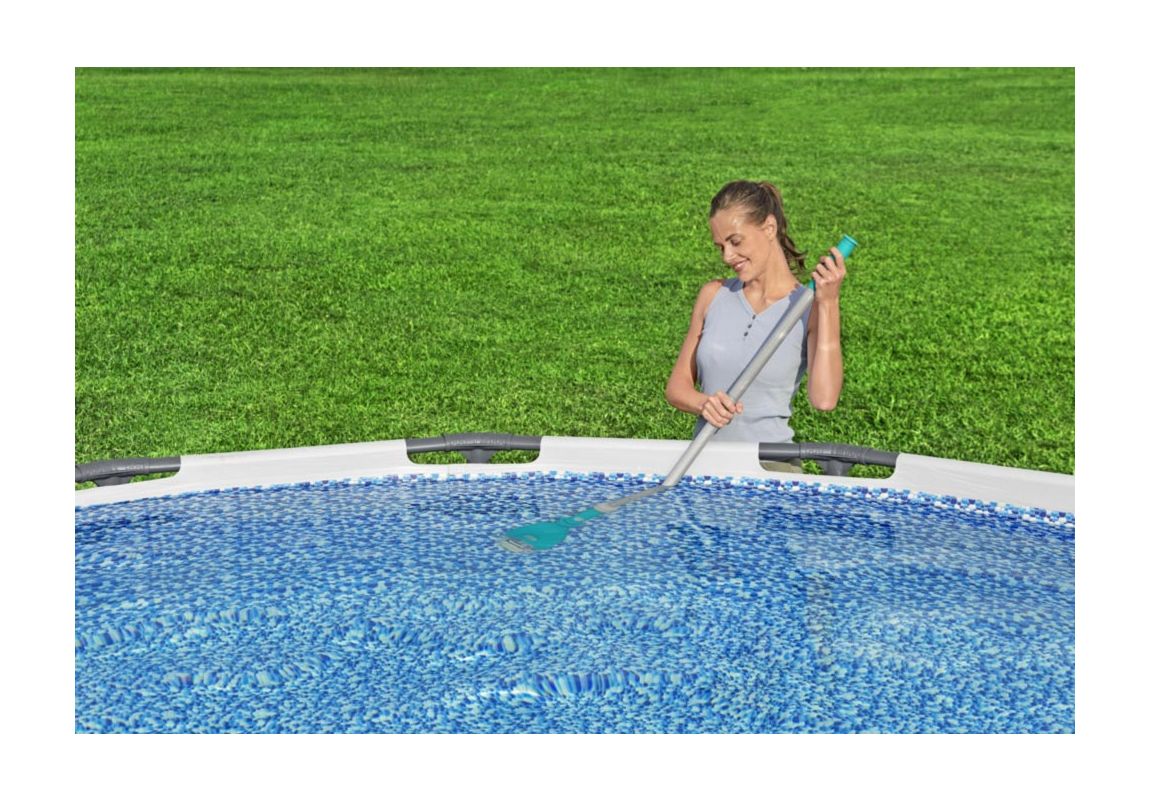 Baterijski usisavač za bazen AquaTech